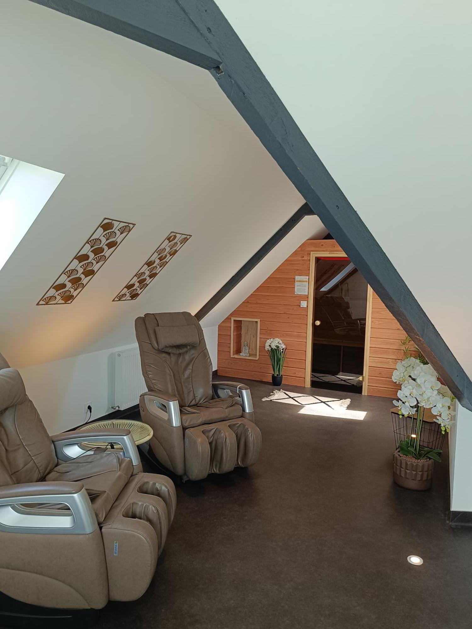Les Suites De Bougainville Конкарно Экстерьер фото